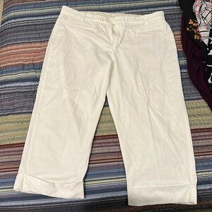 Size 16 White Capri Pants